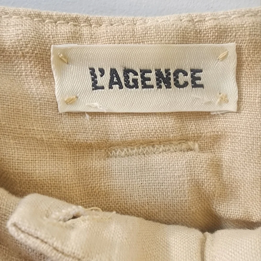 L'Agence Women's Tan Linen Shorts,‎ Size Medium.